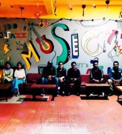 Rockstar Cafe & Lounge