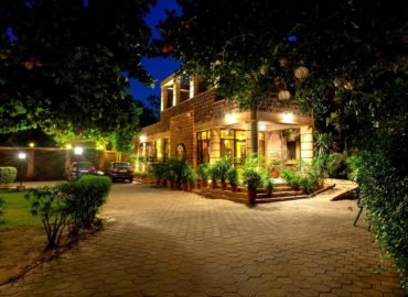 Karni Bhawan Hotel