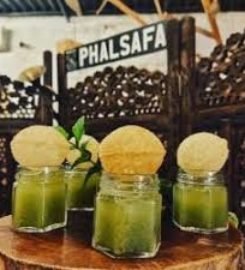 Phalsafa Cafe Fruit Bar