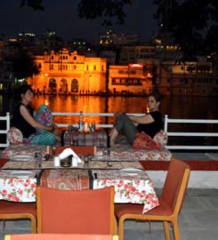 Hari Garh Restaurant
